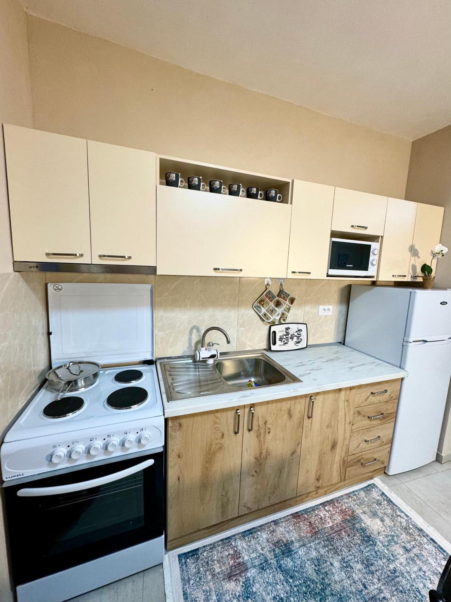 Shkodra Guest House & Trips Extérieur photo