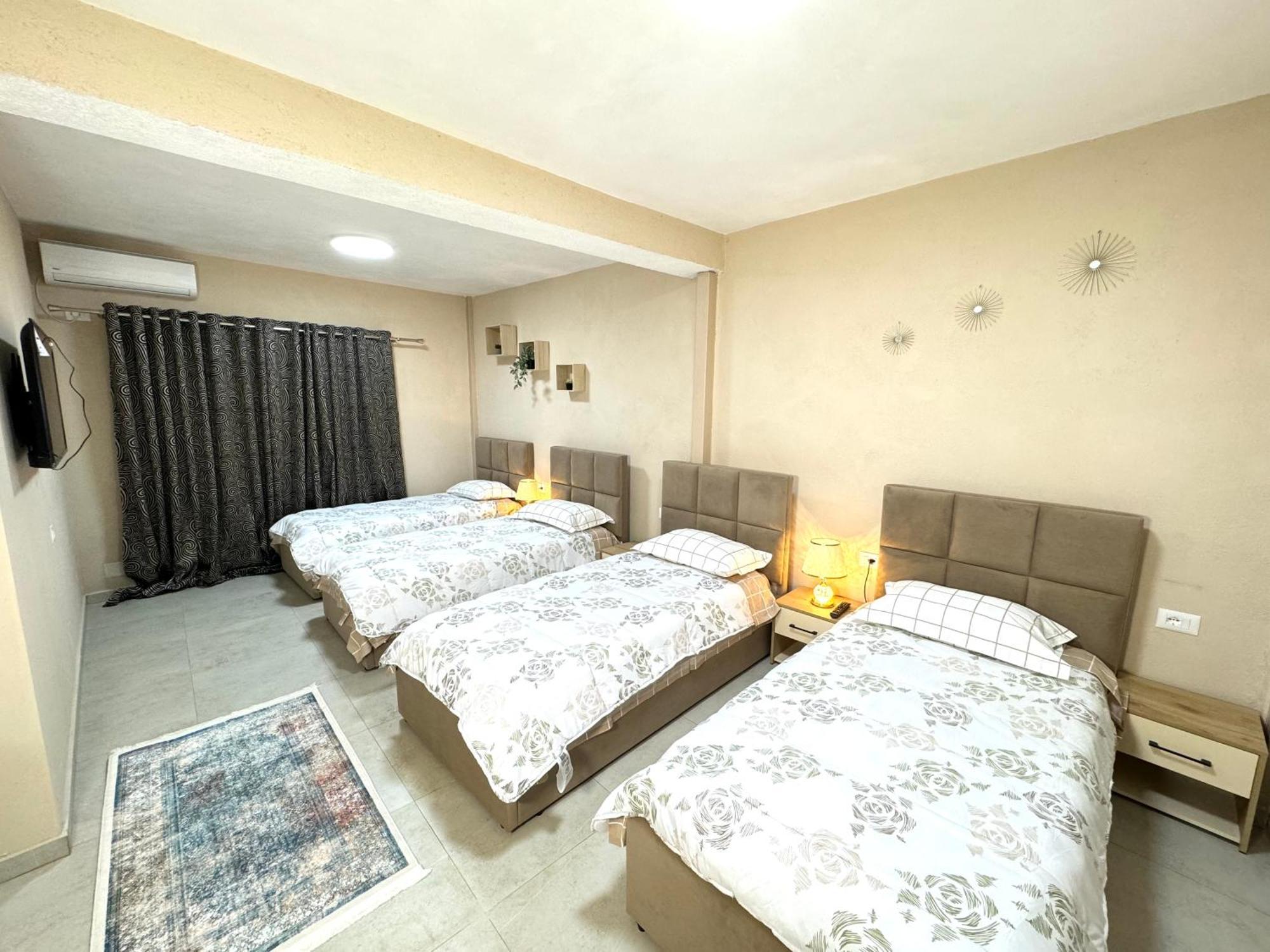 Shkodra Guest House & Trips Extérieur photo