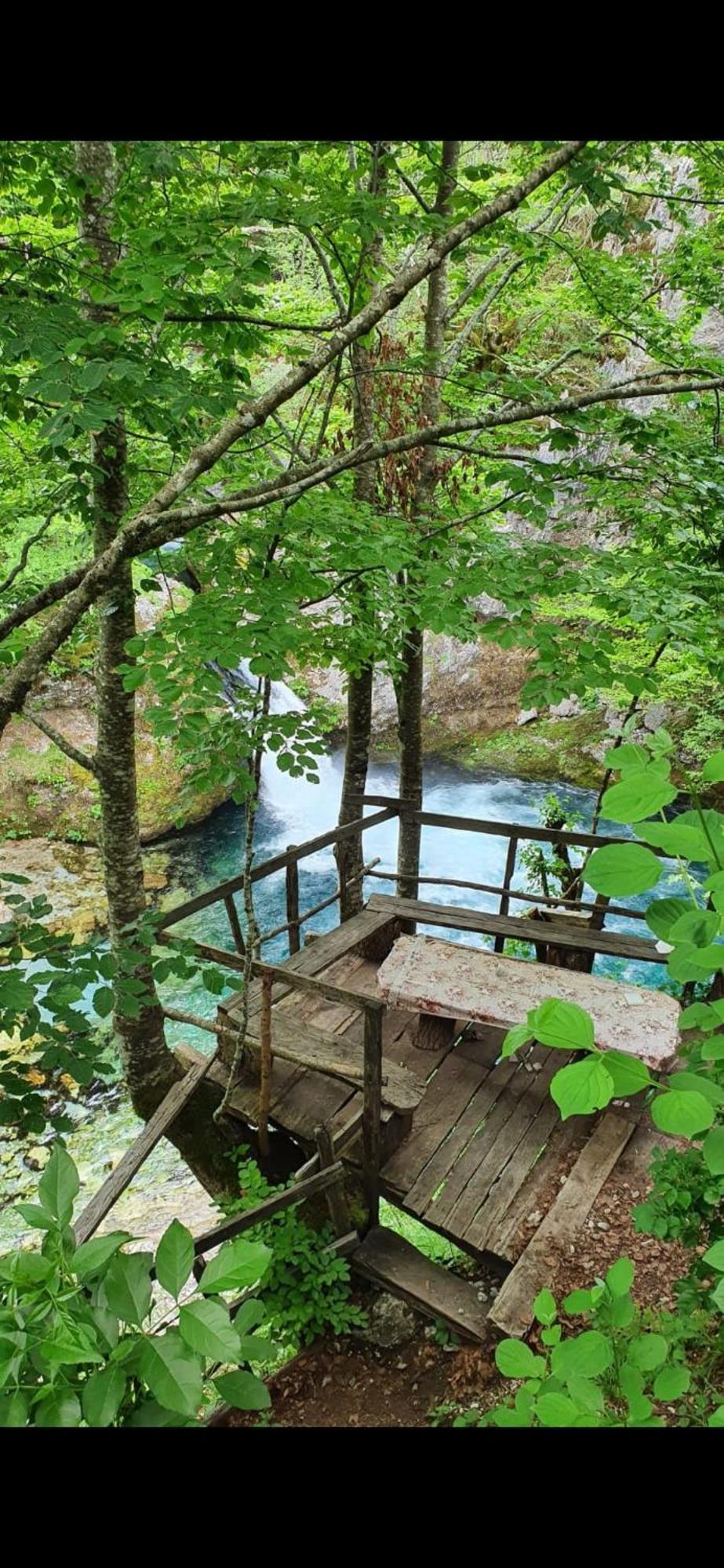 Shkodra Guest House & Trips Extérieur photo