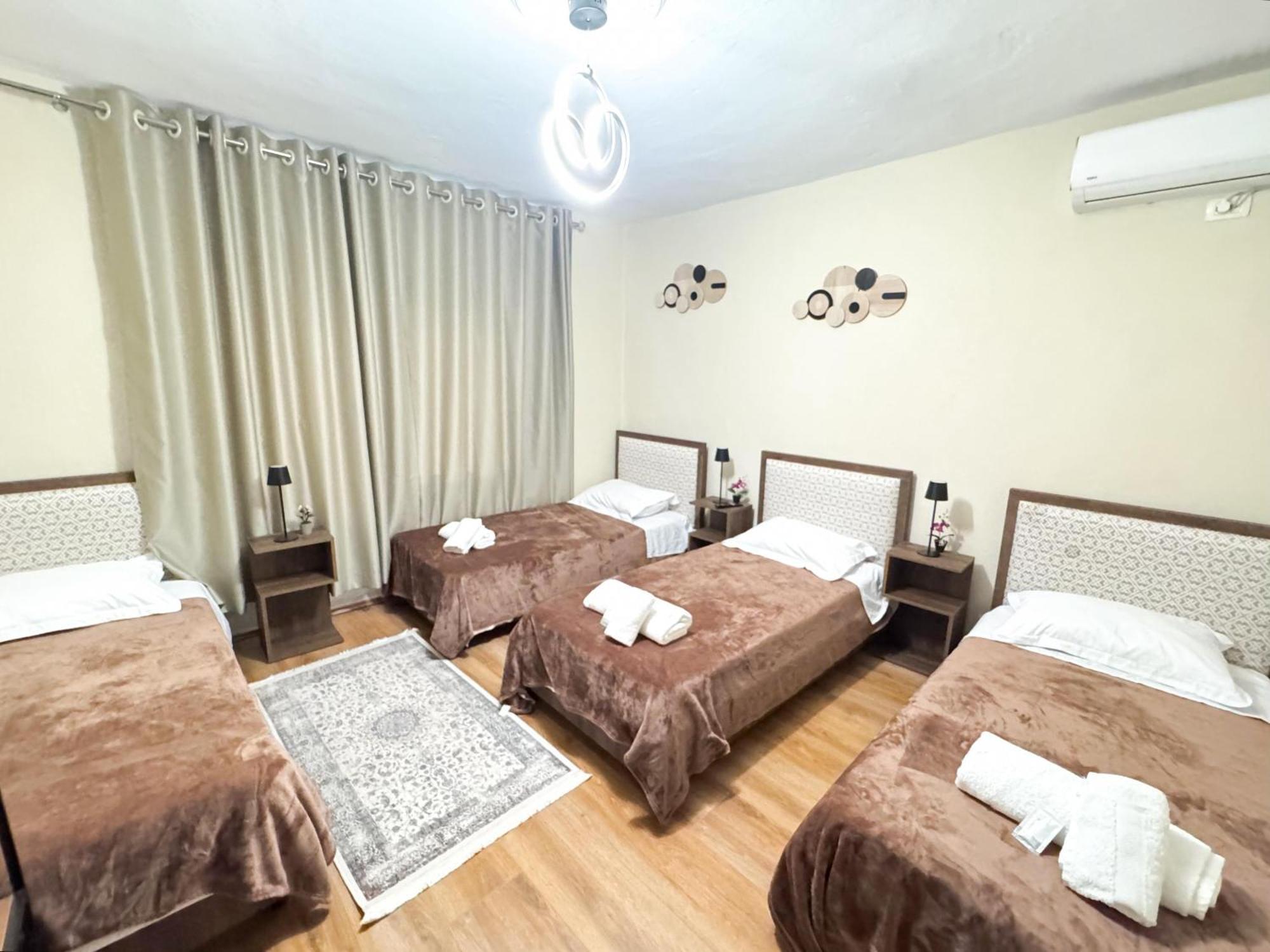 Shkodra Guest House & Trips Extérieur photo